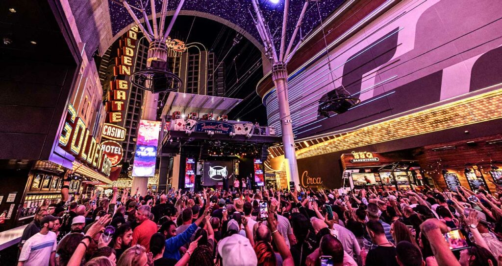TAG TEAM GROUP LIVE IN CONCERT FREEMONT STREET LAS VEGAS